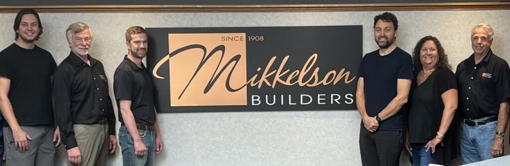 Group photo with the Mikkelson Builders team members